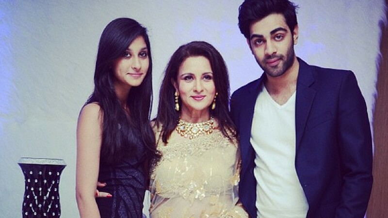 Poonam Dhillon with her children