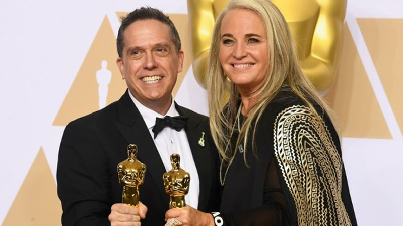 The Oscar for Best Animated Feature Film goes to Darla K. Anderson and Lee Unkrich for 'Coco'.