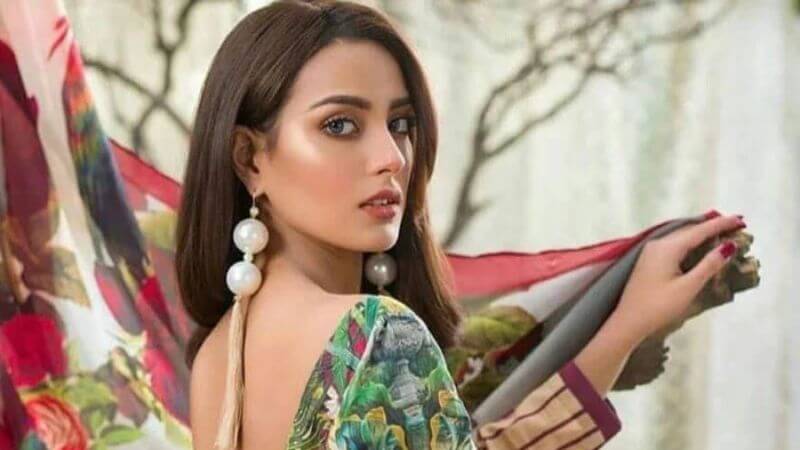 Iqra Aziz