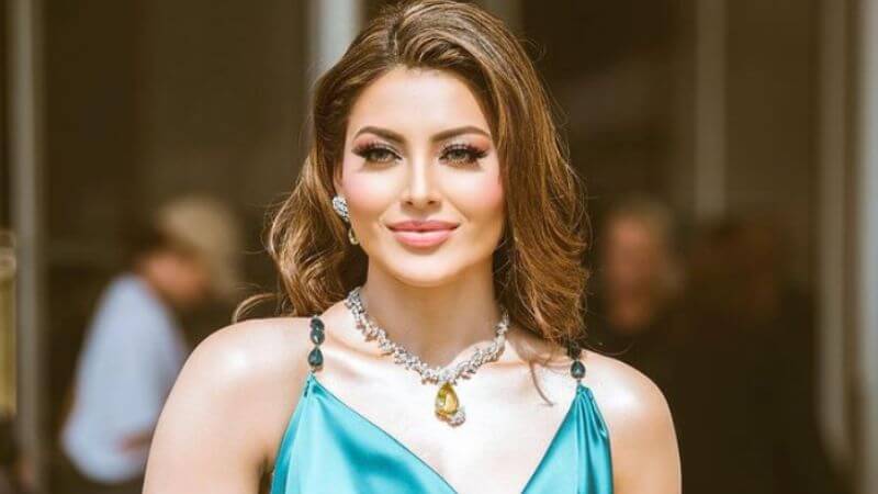 Urvashi Rautela Actress Fashion Week