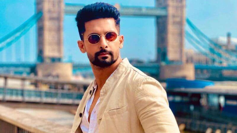 Ravi Dubey