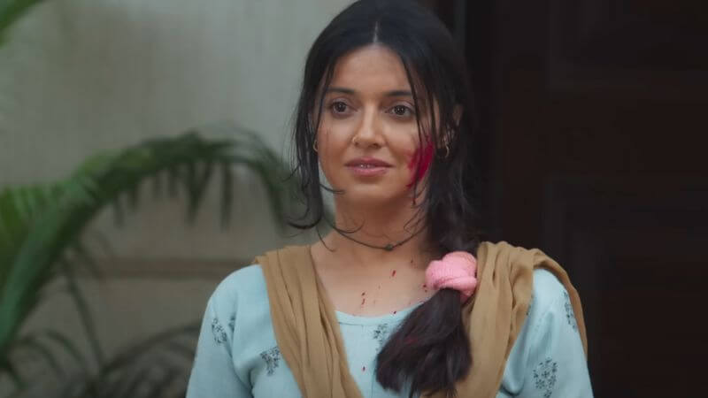 Divya Khossla Ek Chatur Naar