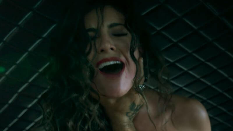 Beatriz Taufenbach Toxic Teaser