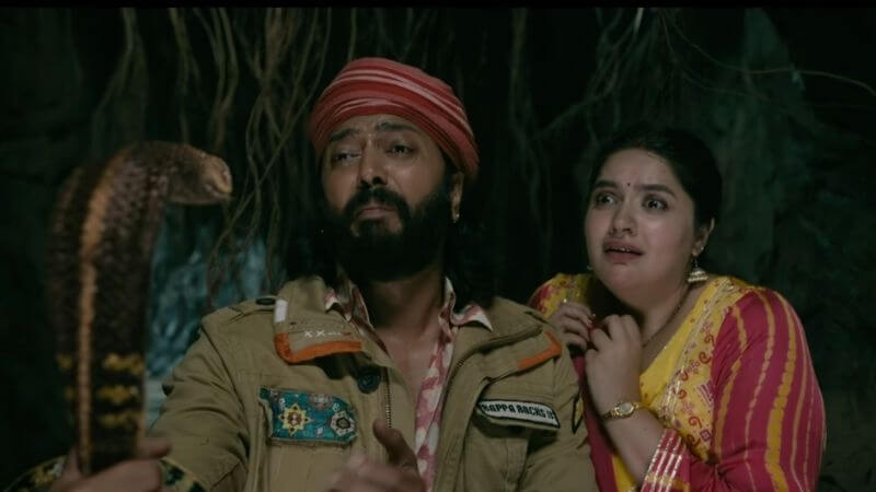 Riteish Deshmukh and Anjali Anand Dhamaal 4