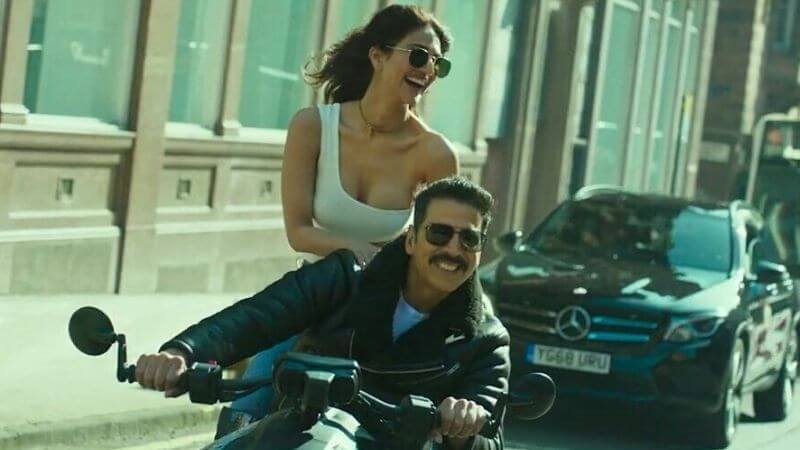 Akshay Kumar Vaani Kapoor Bell Bottom