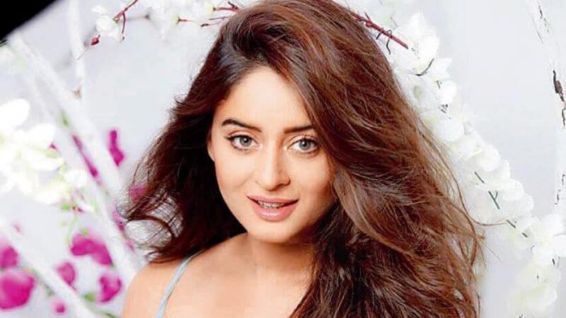 Mahhi Vij