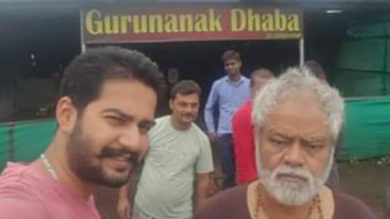 Sanjay Mishra at Dhaba